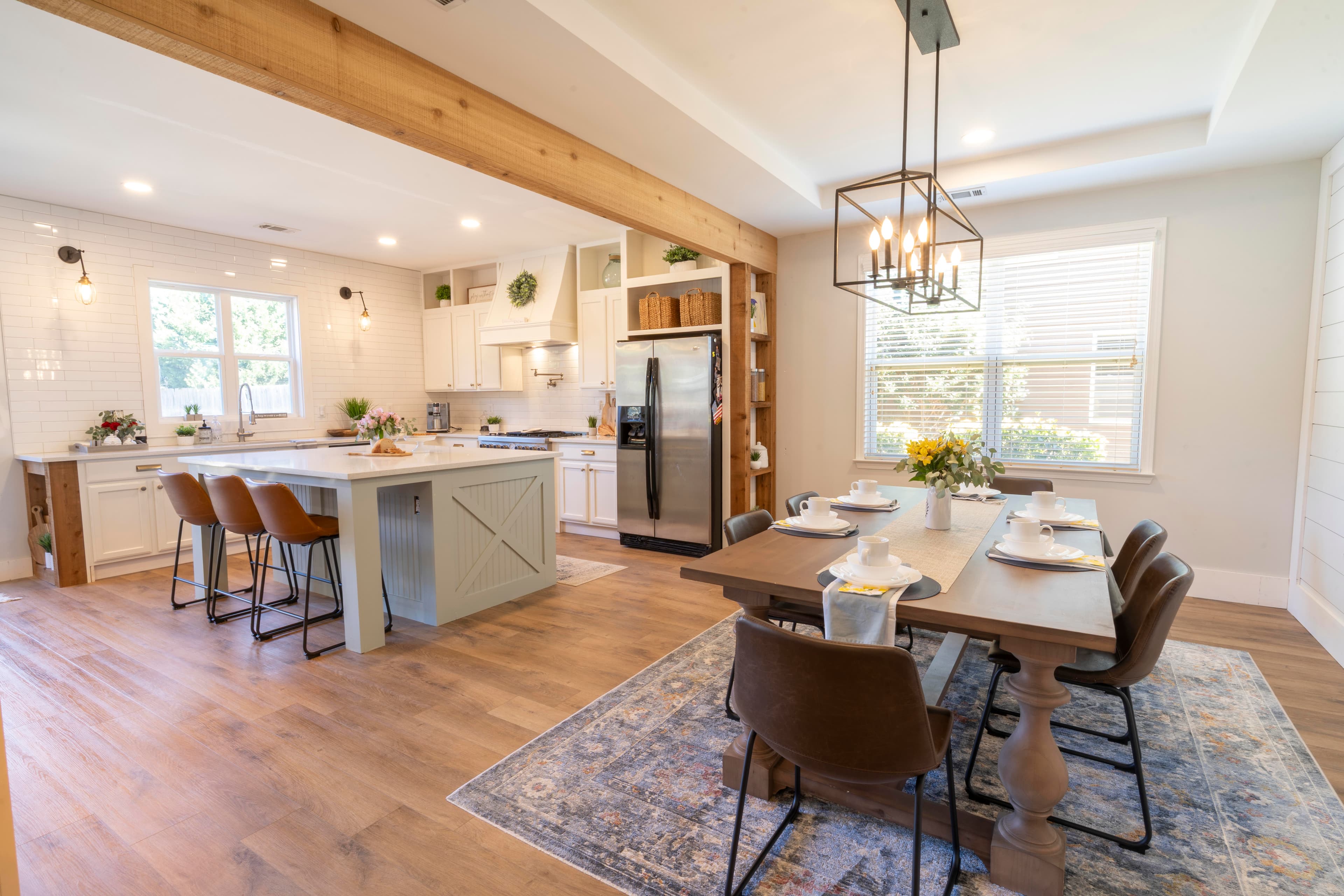 Kitchen showcase